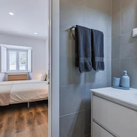 2bdr Comfy In Graça By Lovelystay * Lisboa