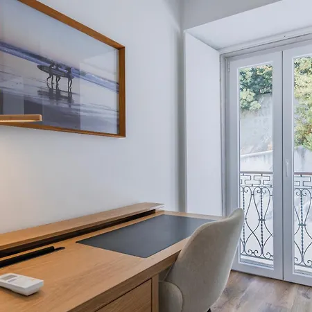 Appartement 2bdr Comfy In Graça By Lovelystay