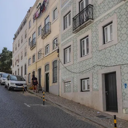 2bdr Comfy In Graça By Lovelystay Appartement Lisboa
