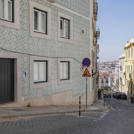 2bdr Comfy In Graça By Lovelystay