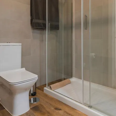 2bdr Comfy In Graca By Lovelystay